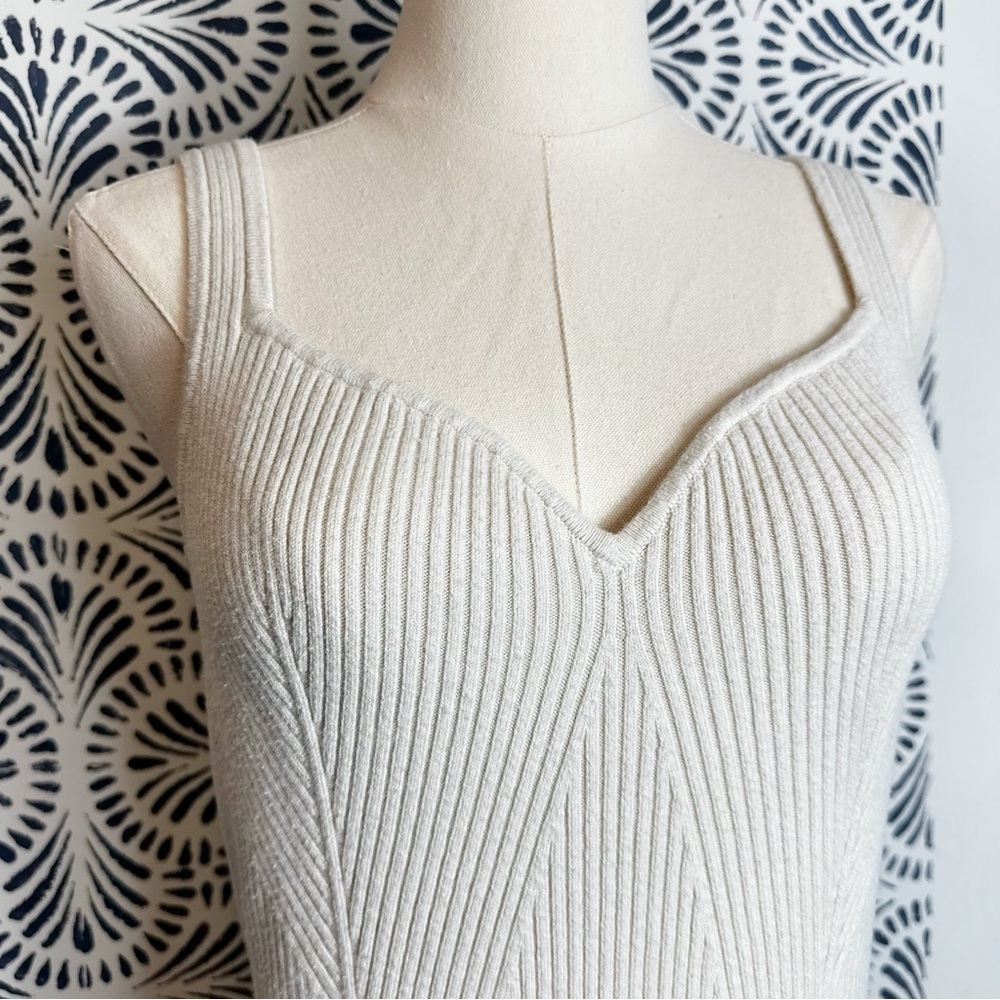 Abercrombie & Fitch Ribbed Knit Sweetheart Sweater Tank